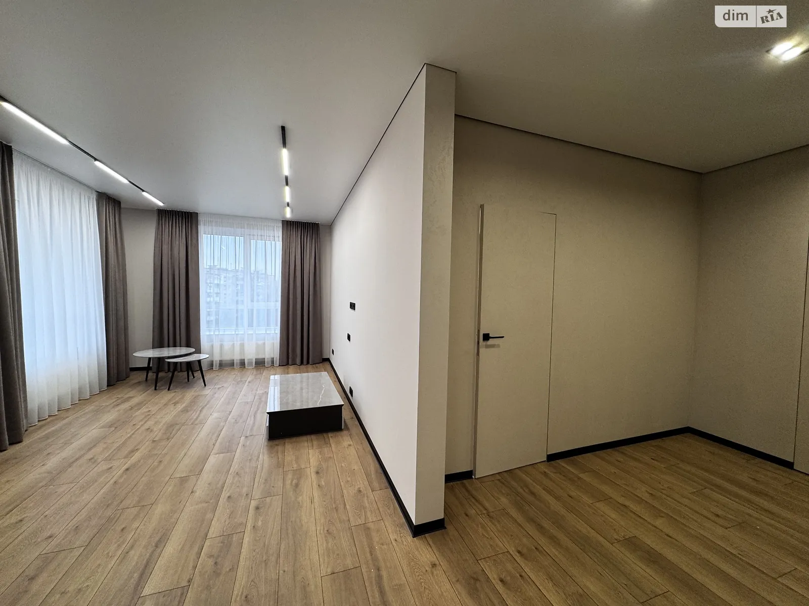 Продается 2-комнатная квартира 80 кв. м в Ивано-Франковске, ул. Хмельницкого Богдана - фото 1