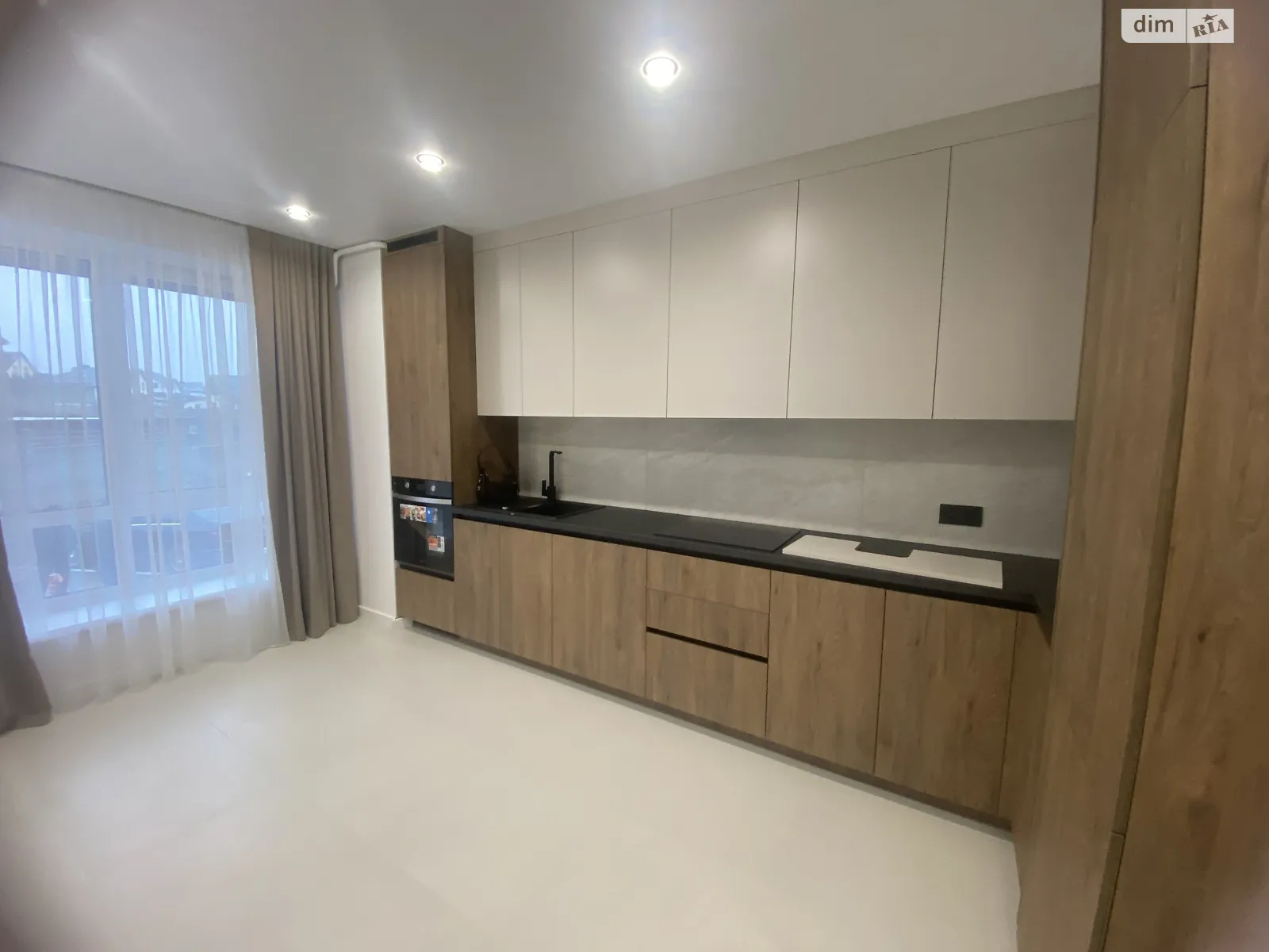 Продается 1-комнатная квартира 42.7 кв. м в Бармаках, ул. Атмосферная, 3 - фото 1