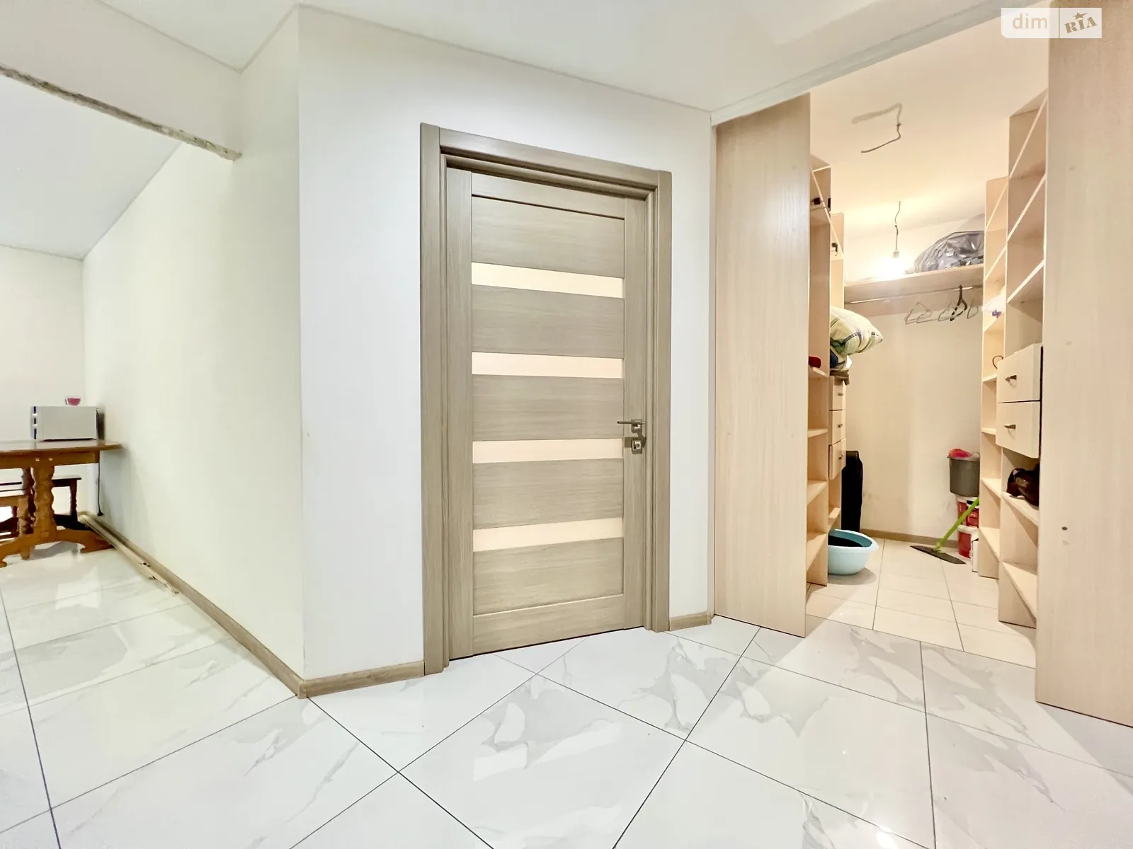 1-комнатная квартира 47 кв. м в Тернополе, ул. Тернопольская - фото 1