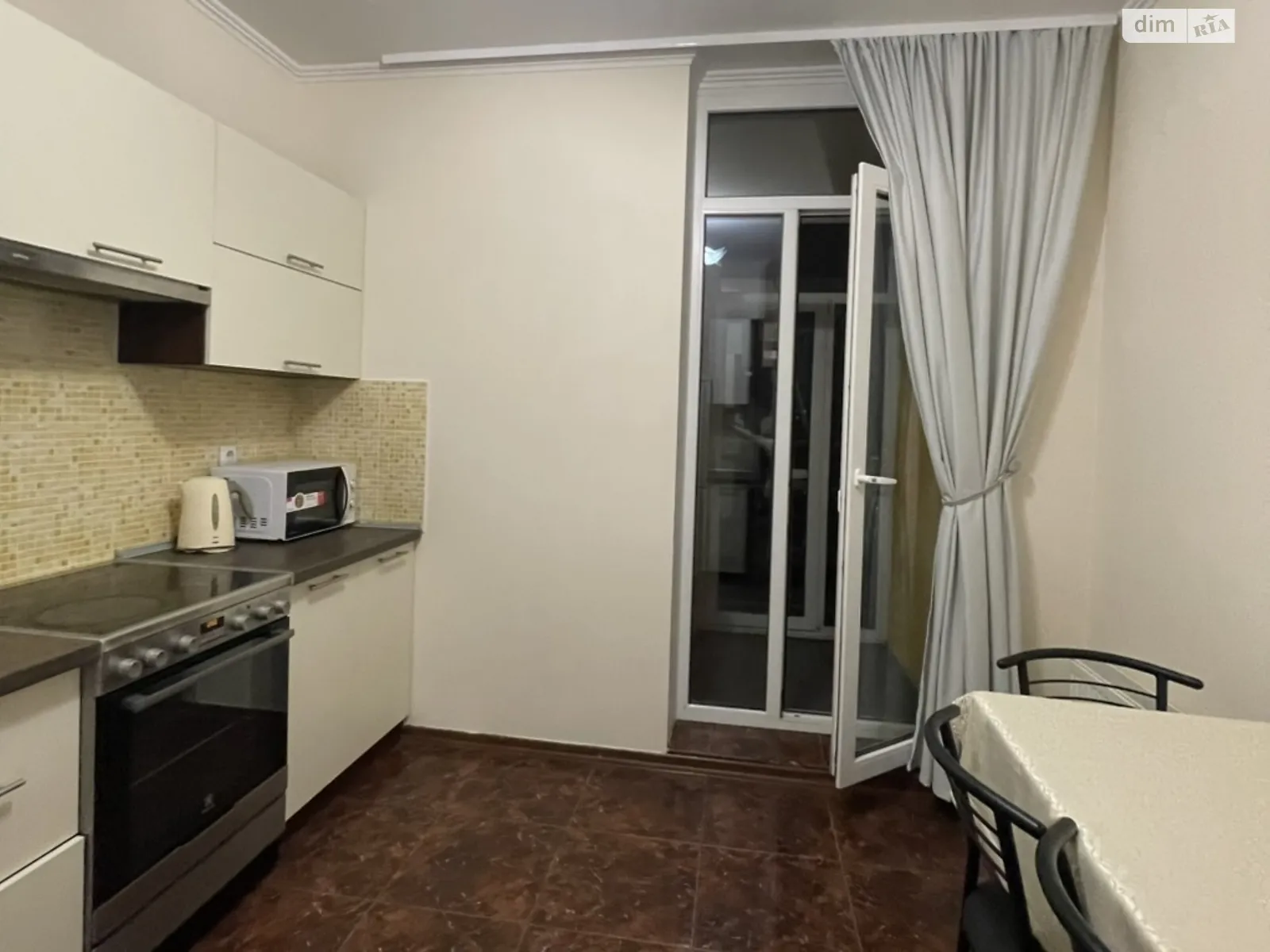 Продается 1-комнатная квартира 40 кв. м в Киеве, цена: 87500 $ - фото 1