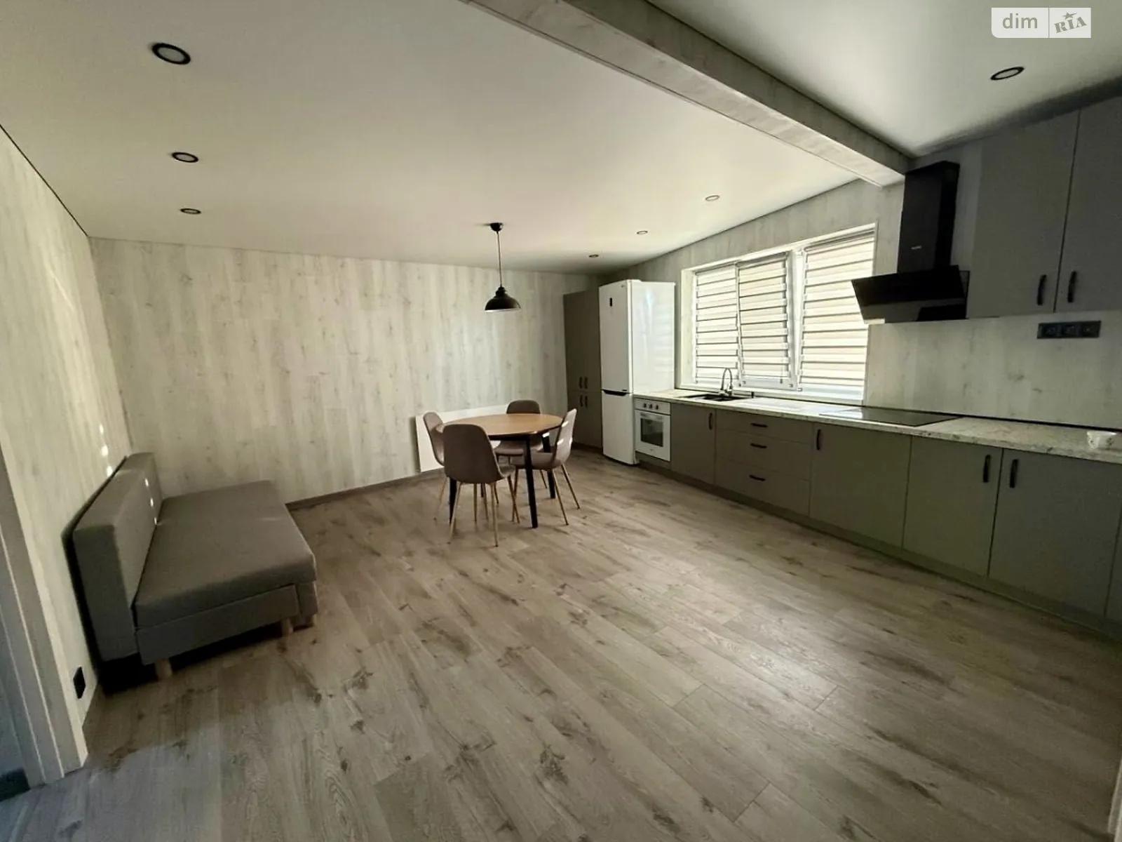 Сдается в аренду одноэтажный дом 65 кв. м с гаражом, цена: 500 $ - фото 1