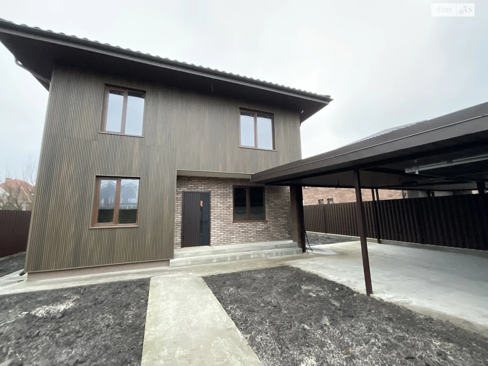 Продается дом на 2 этажа 150 кв. м с участком, цена: 190000 $ - фото 1