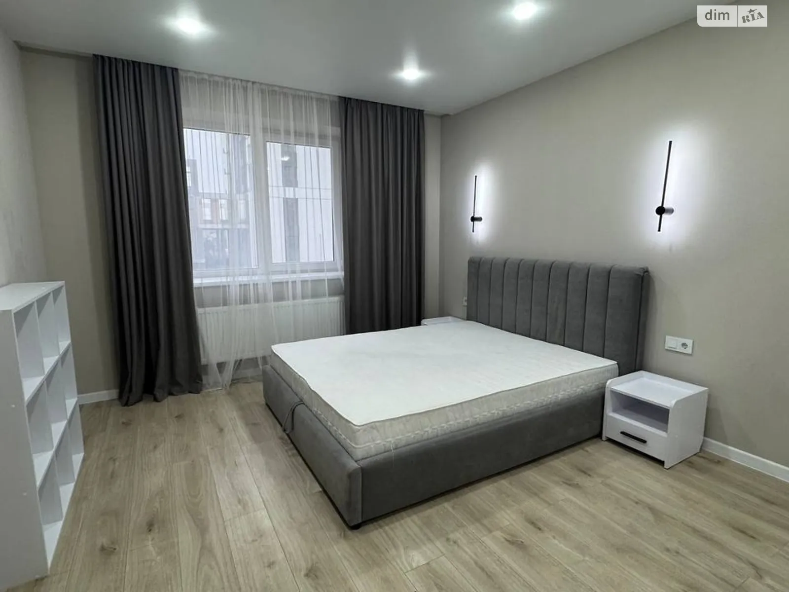 Сдается в аренду 1-комнатная квартира 45 кв. м в Ровно, цена: 14000 грн - фото 1