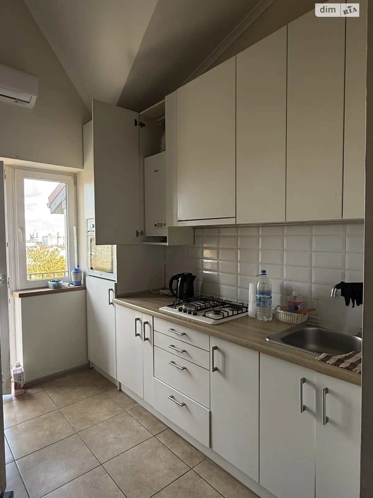 Здається в оренду 1-кімнатна квартира 48 кв. м у Львові, вул. Купчинського, 16 - фото 1