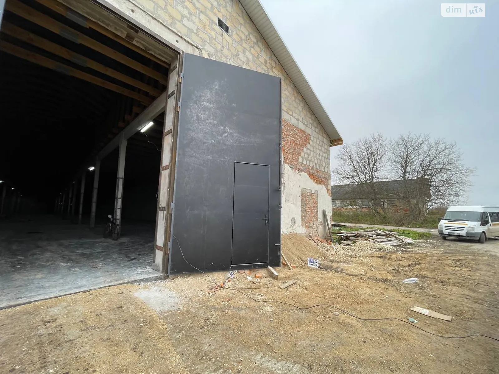 Сдается в аренду помещения свободного назначения 1520 кв. м в 1-этажном здании, цена: 121600 грн - фото 1