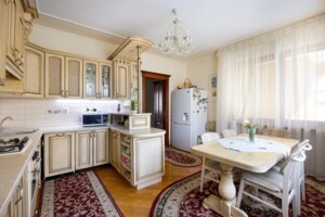 Куплю дом Львовской области