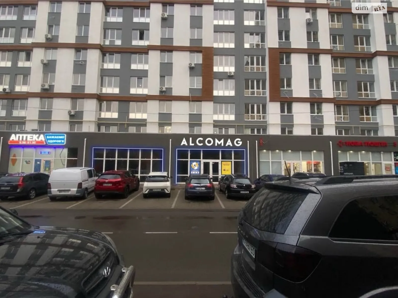 Сдается в аренду помещения свободного назначения 180 кв. м в 10-этажном здании, цена: 4500 $ - фото 1