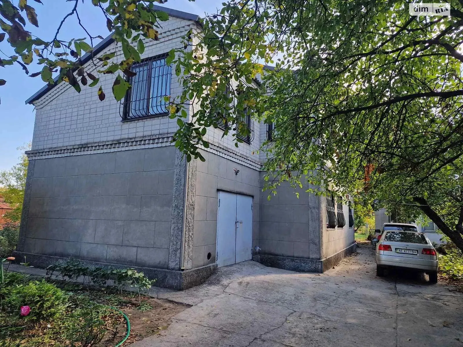 Продается дом на 2 этажа 166 кв. м с бассейном, цена: 81000 $ - фото 1