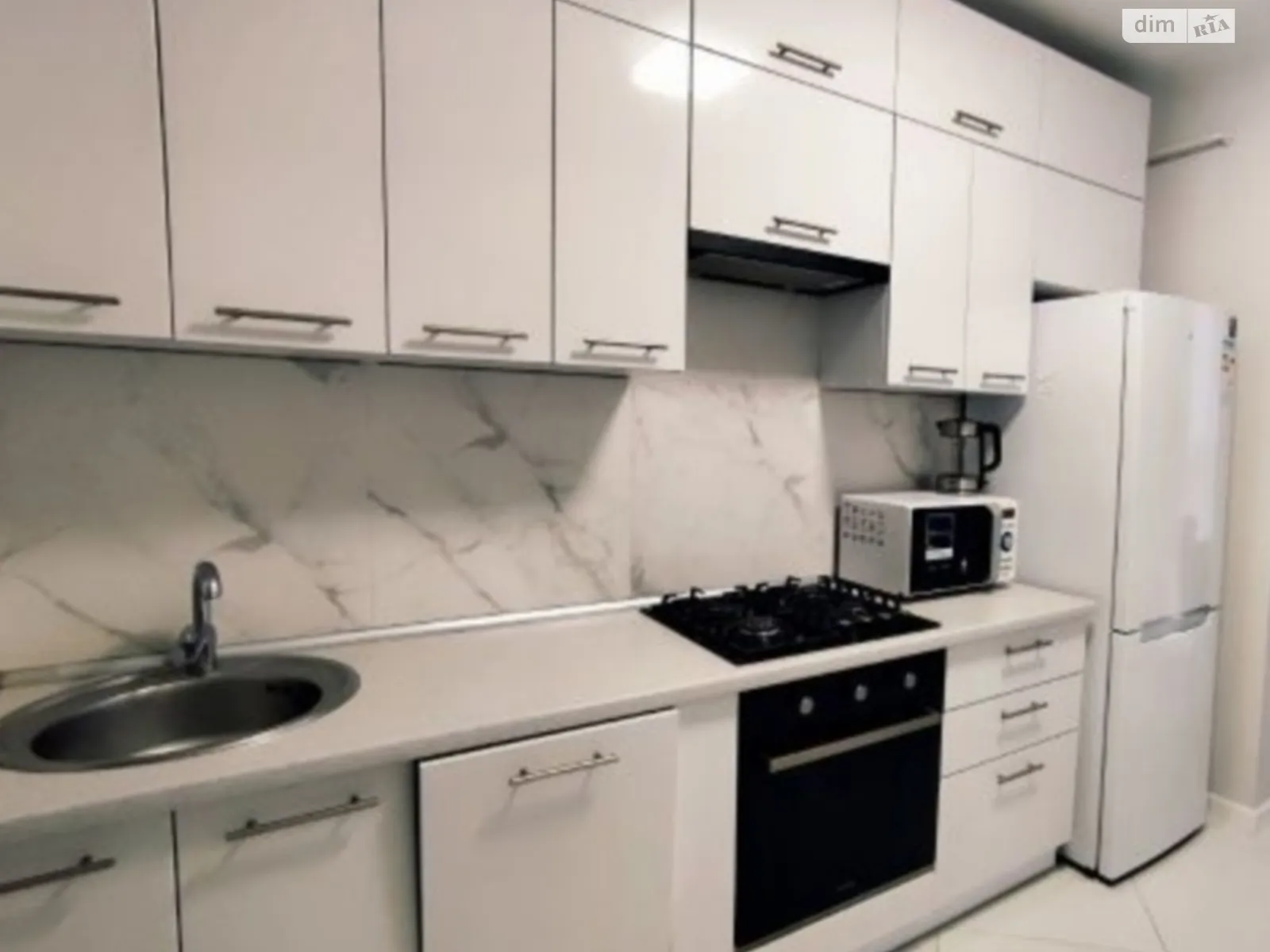 Сдается в аренду 1-комнатная квартира 40 кв. м в Софиевской Борщаговке, просп. Мартынова, 5 - фото 1