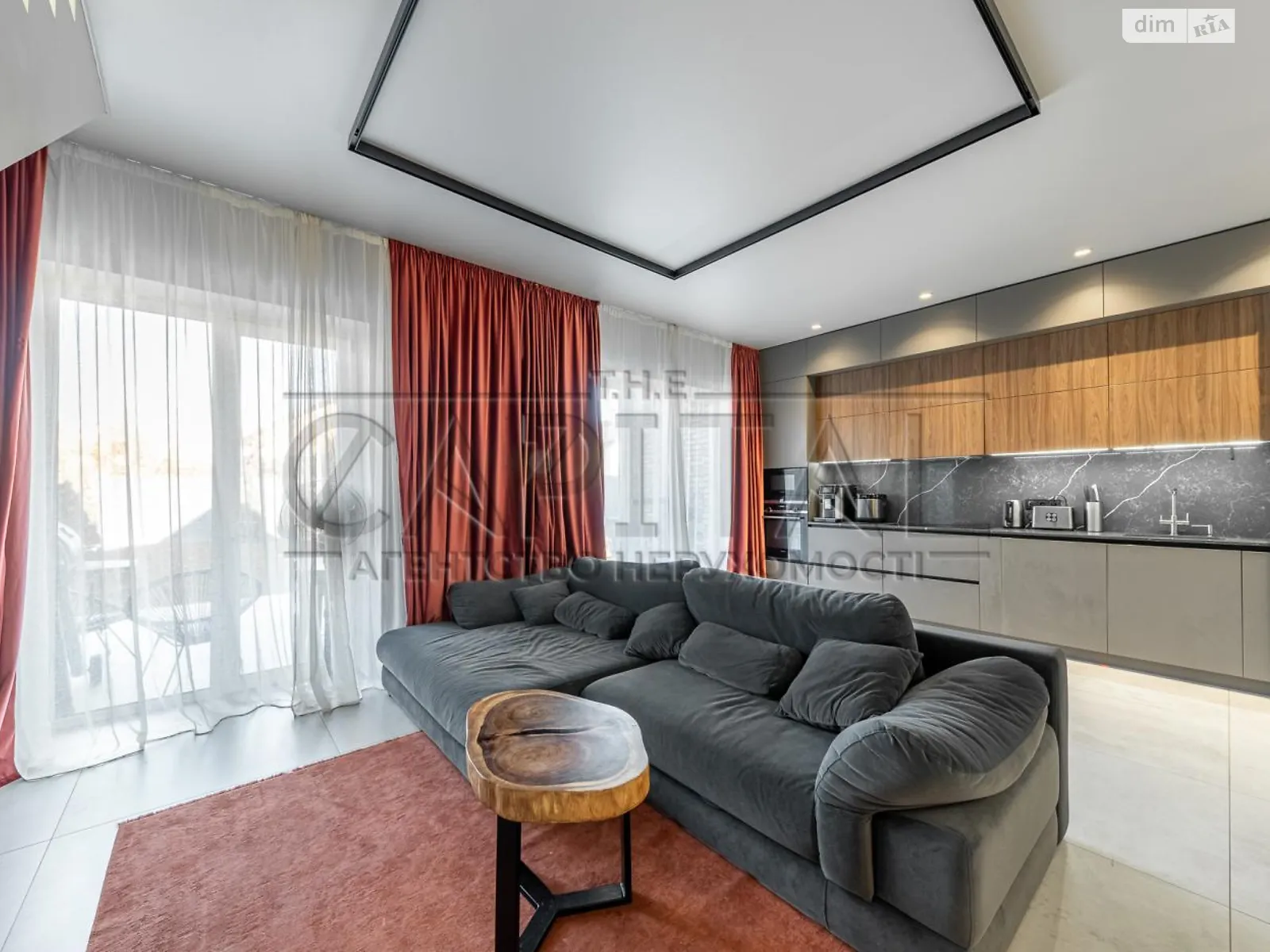 Сдается в аренду дом на 2 этажа 160 кв. м с мансардой, цена: 3500 $ - фото 1