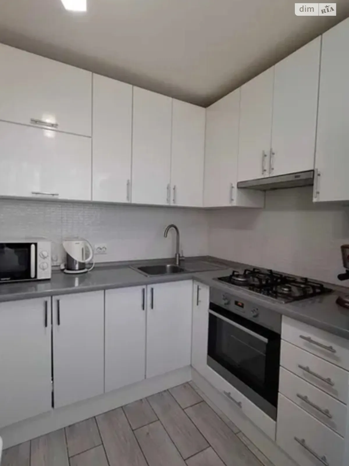 Продается 1-комнатная квартира 36 кв. м в Киеве, ул. Березняковская - фото 1