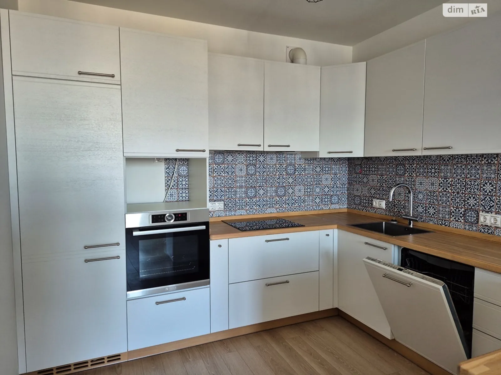 Продається 3-кімнатна квартира 77.7 кв. м у Києві, просп. Соборності, 30 - фото 1