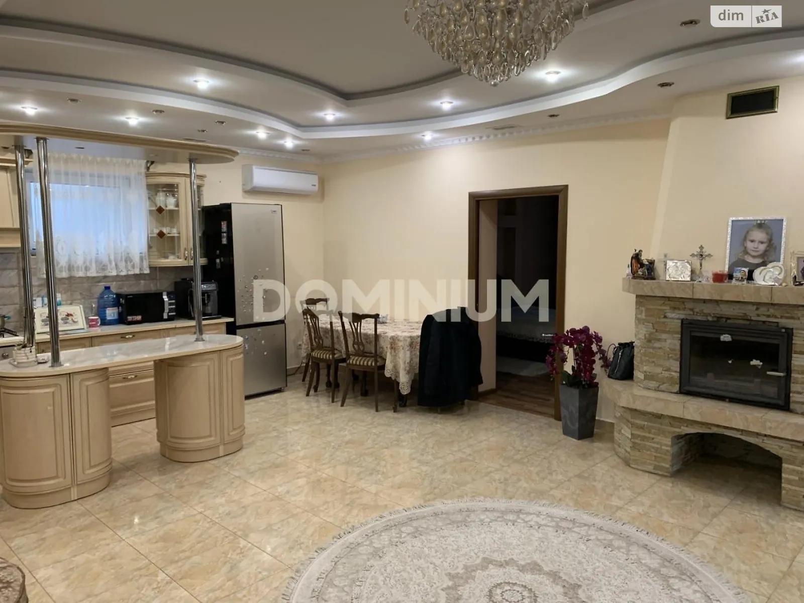 Здається в оренду будинок 2 поверховий 180 кв. м з гаражем, цена: 600 $ - фото 1