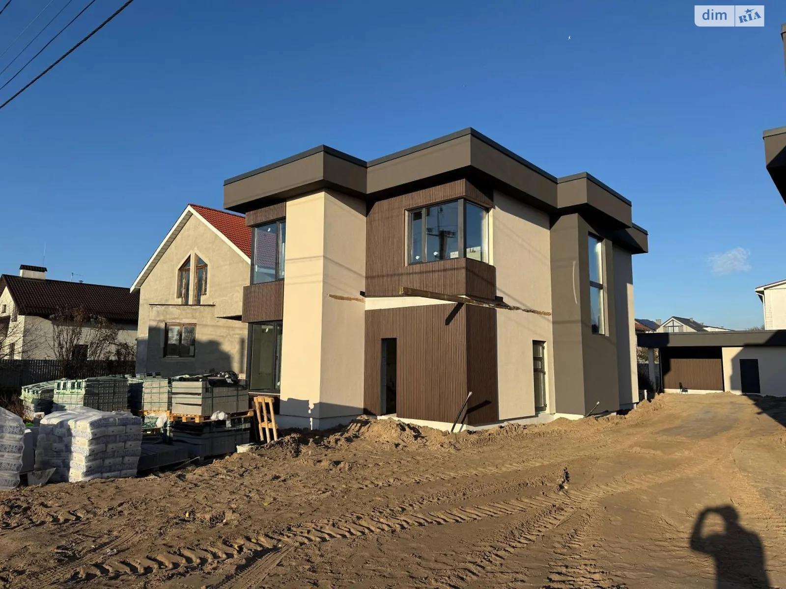 Продается дом на 2 этажа 145 кв. м с баней/сауной, цена: 159000 $ - фото 1