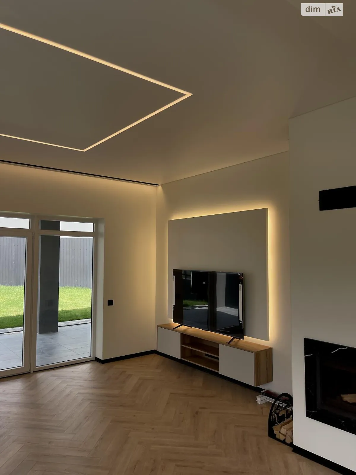 Продається одноповерховий будинок 138 кв. м з каміном, цена: 215000 $ - фото 1