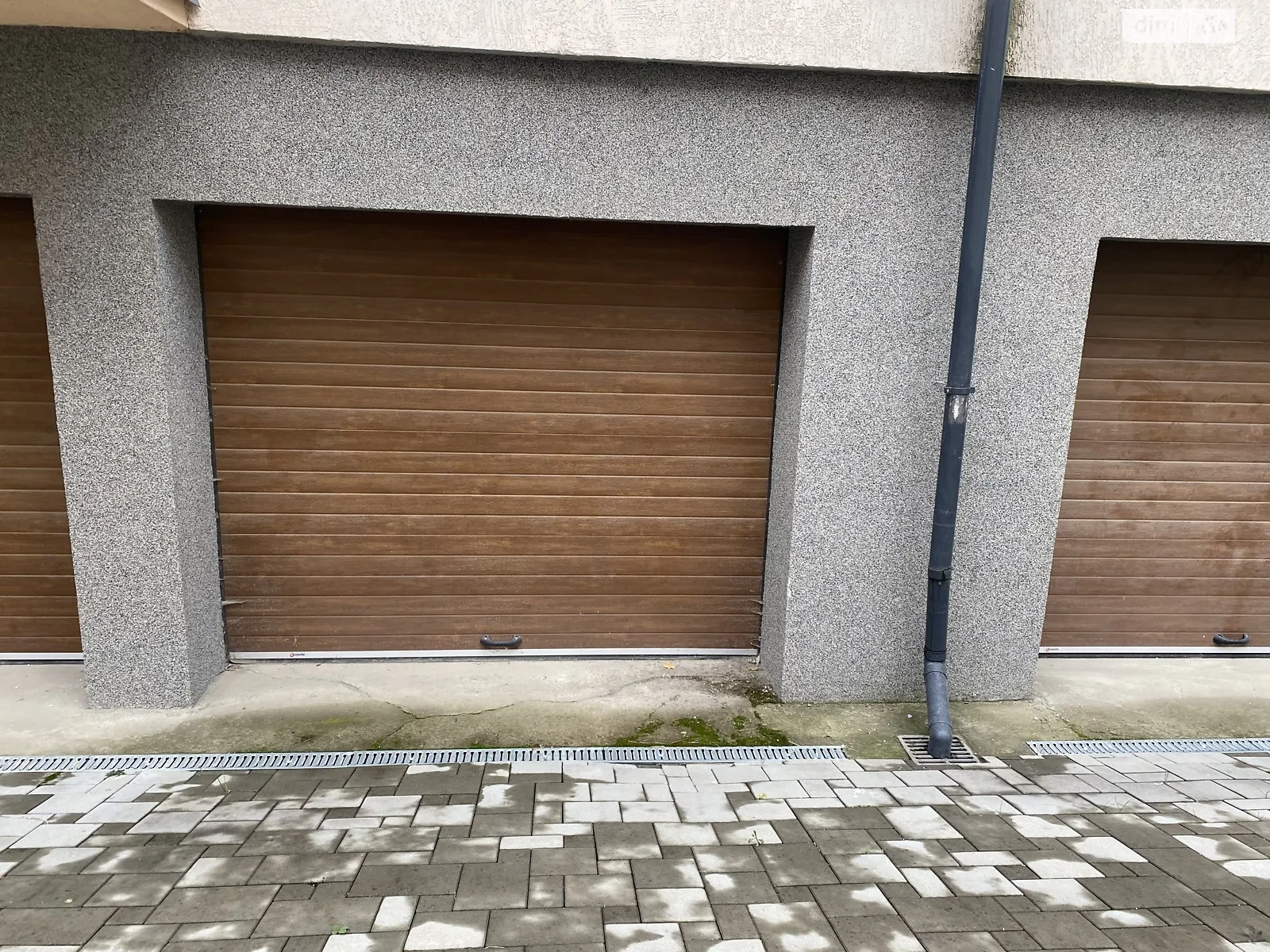 Сдается в аренду отдельно стоящий гараж под легковое авто на 22 кв. м, цена: 100 $ - фото 1