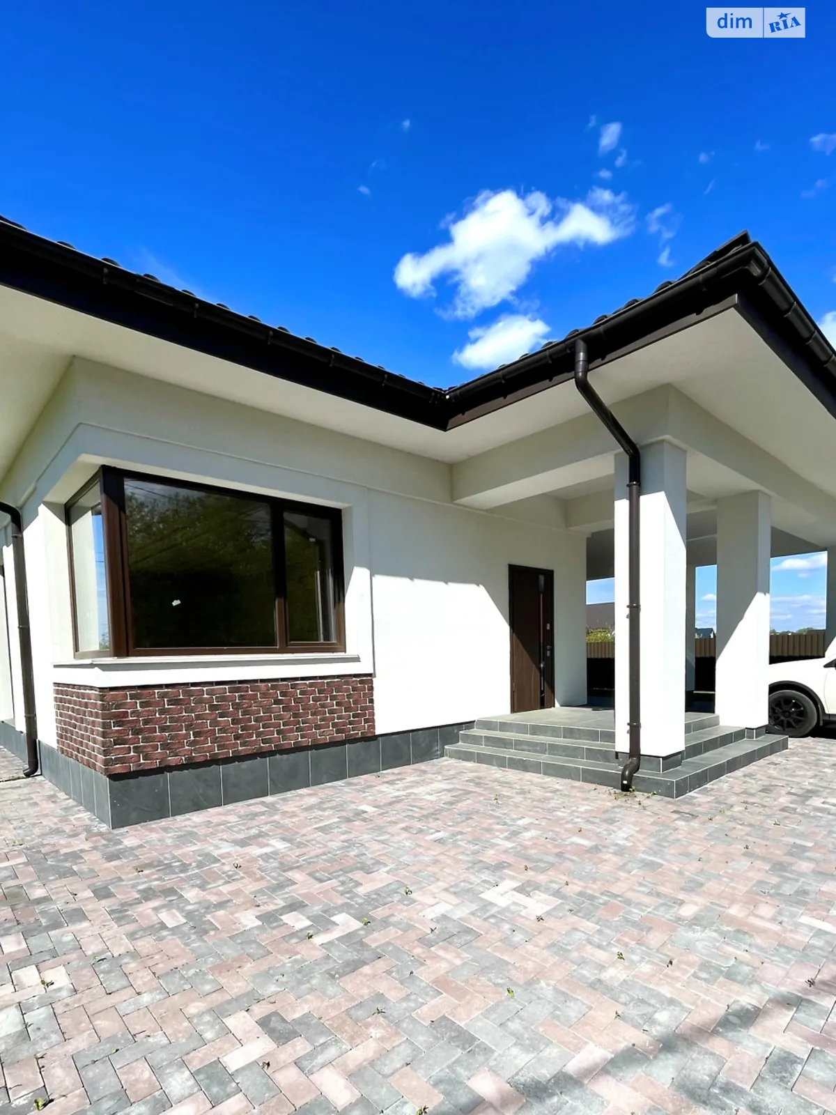 Продается одноэтажный дом 218 кв. м с гаражом, цена: 155000 $ - фото 1