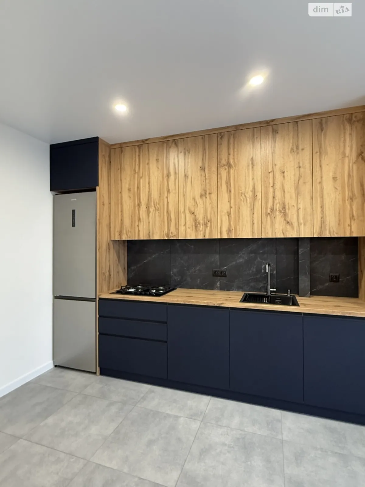 Продается 1-комнатная квартира 46 кв. м в Виннице, ул. Праведников мира(Максимовича), 21 - фото 1