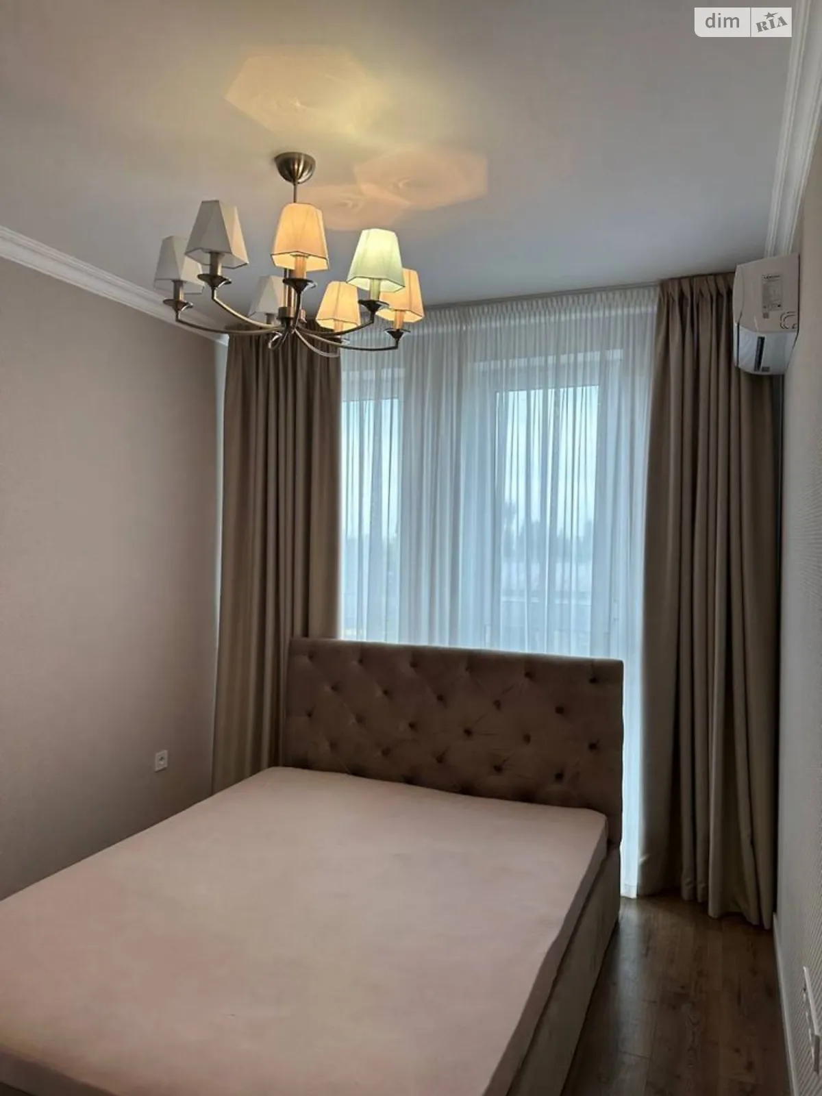 Продается 1-комнатная квартира 33.6 кв. м в Киеве, ул. Святослава Храброго, 11Б - фото 1