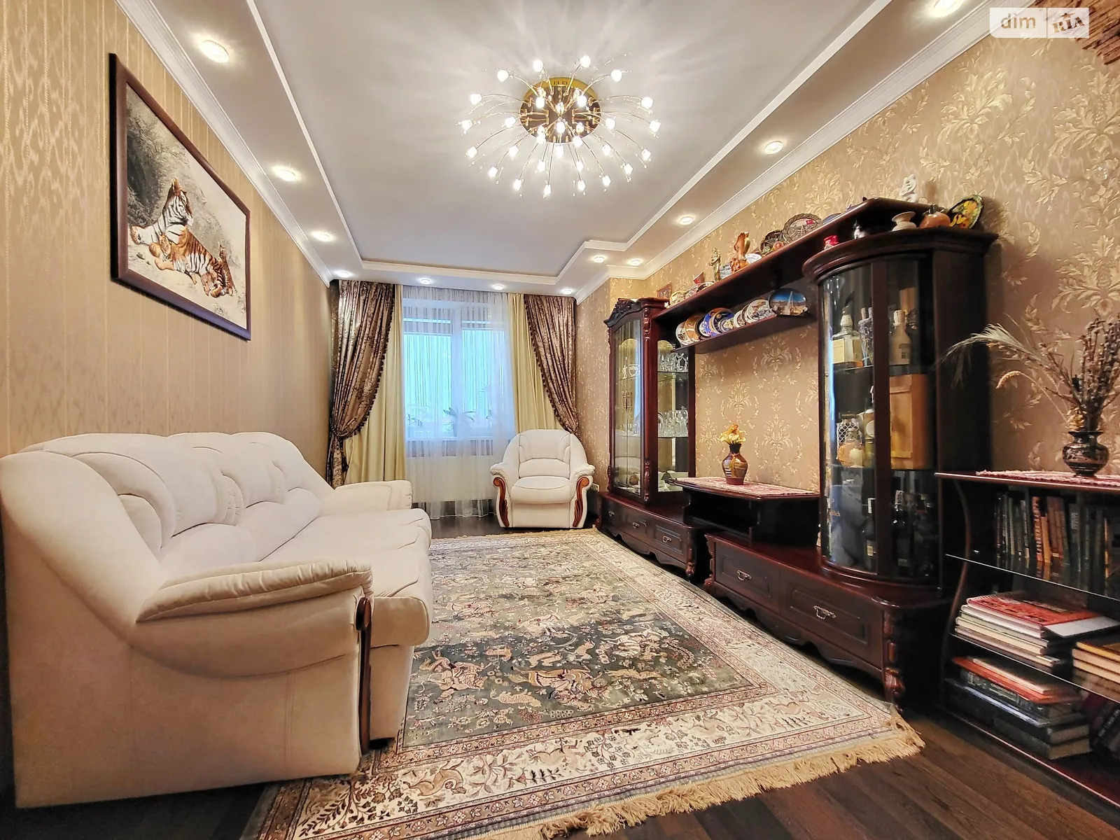 Продается 3-комнатная квартира 135 кв. м в Виннице, ул. Зодчих - фото 1