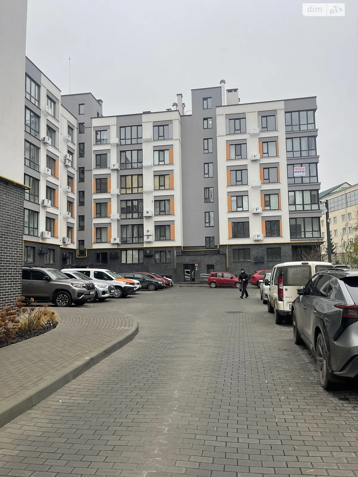 Продается 2-комнатная квартира 67 кв. м в Виннице, ул. Ивана Богуна, 27В - фото 1