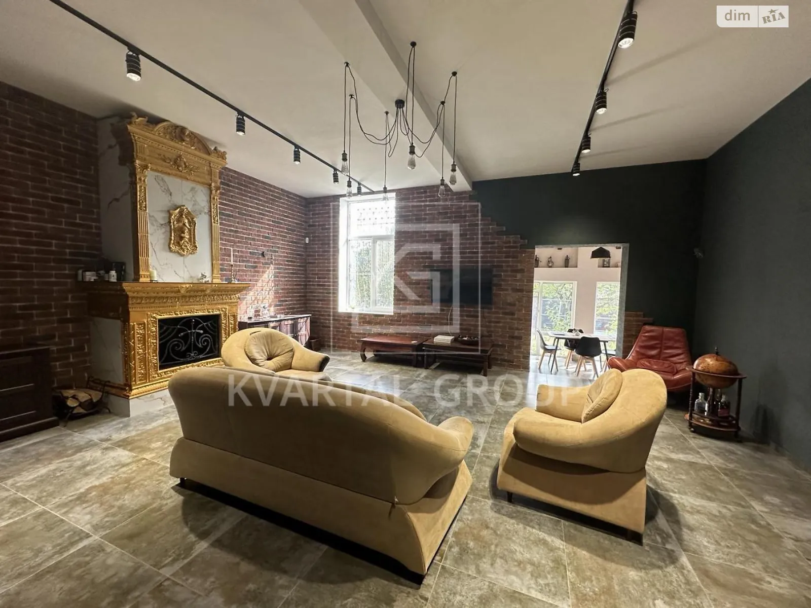 Продается дом на 2 этажа 187.7 кв. м с камином, цена: 240000 $ - фото 1