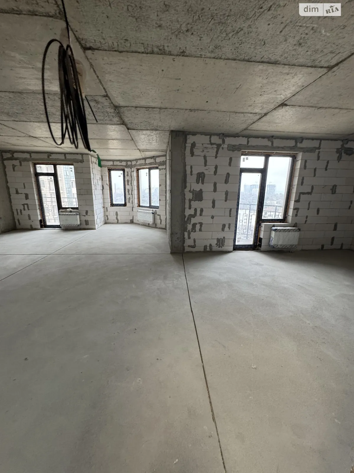 Продается 2-комнатная квартира 81 кв. м в Одессе, ул. Генуэзская, 1Г - фото 1