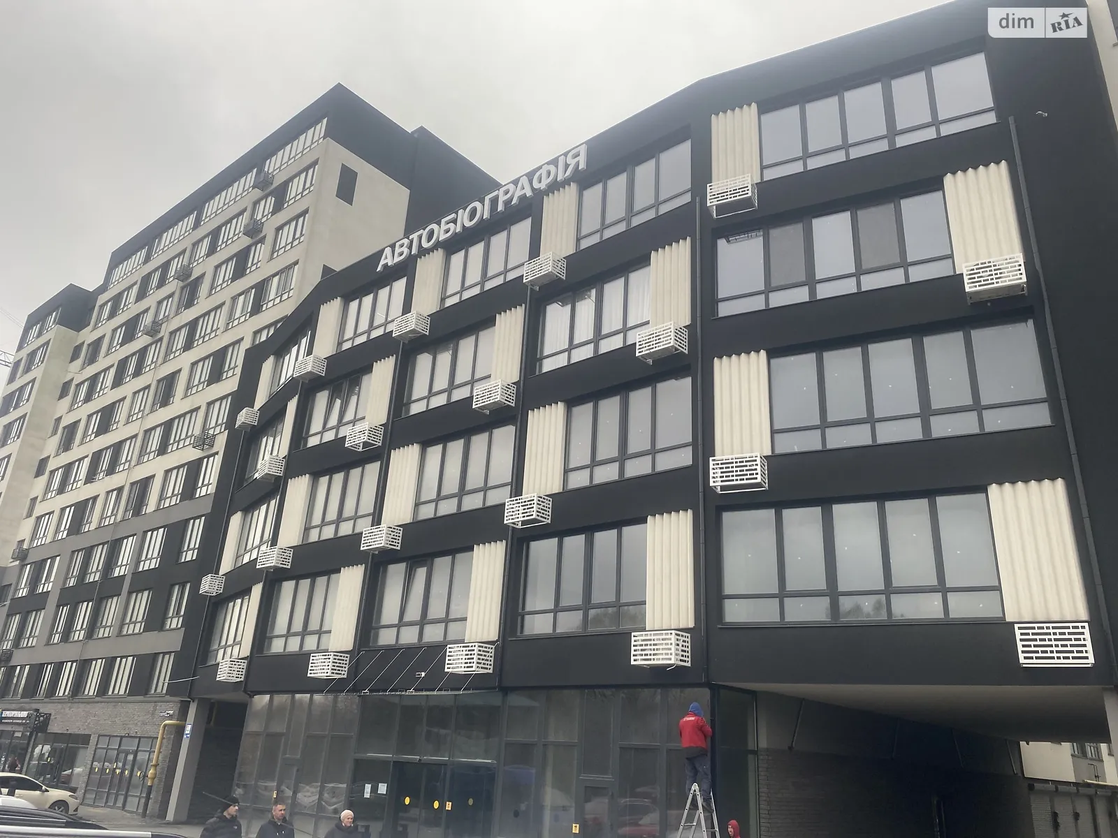 Сдается в аренду помещения свободного назначения 160 кв. м в 5-этажном здании, цена: 51200 грн - фото 1