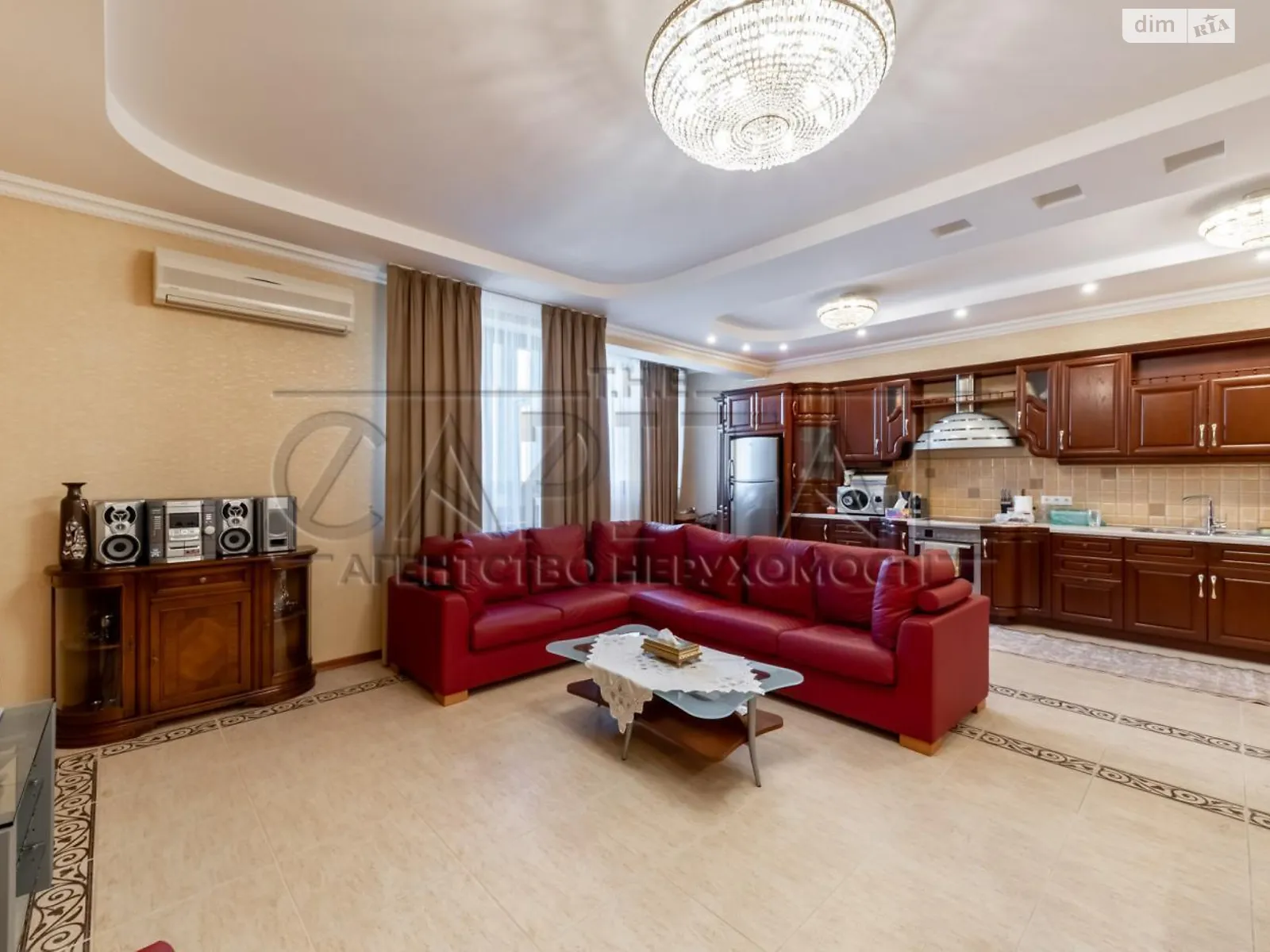 Продается 3-комнатная квартира 180 кв. м в Киеве, ул. Коновальца Евгения, 32Б - фото 1