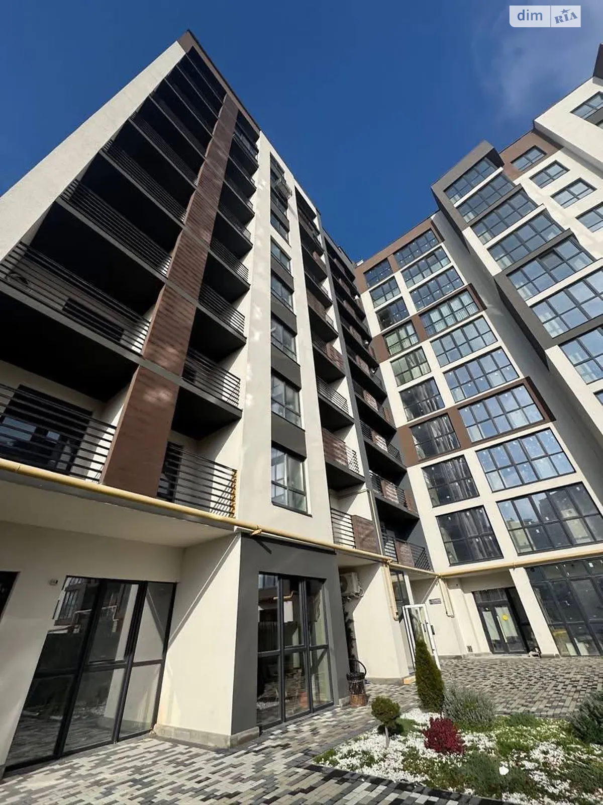 Продается 2-комнатная квартира 79 кв. м в Хмельницком, ул. Панаса Мирного - фото 1