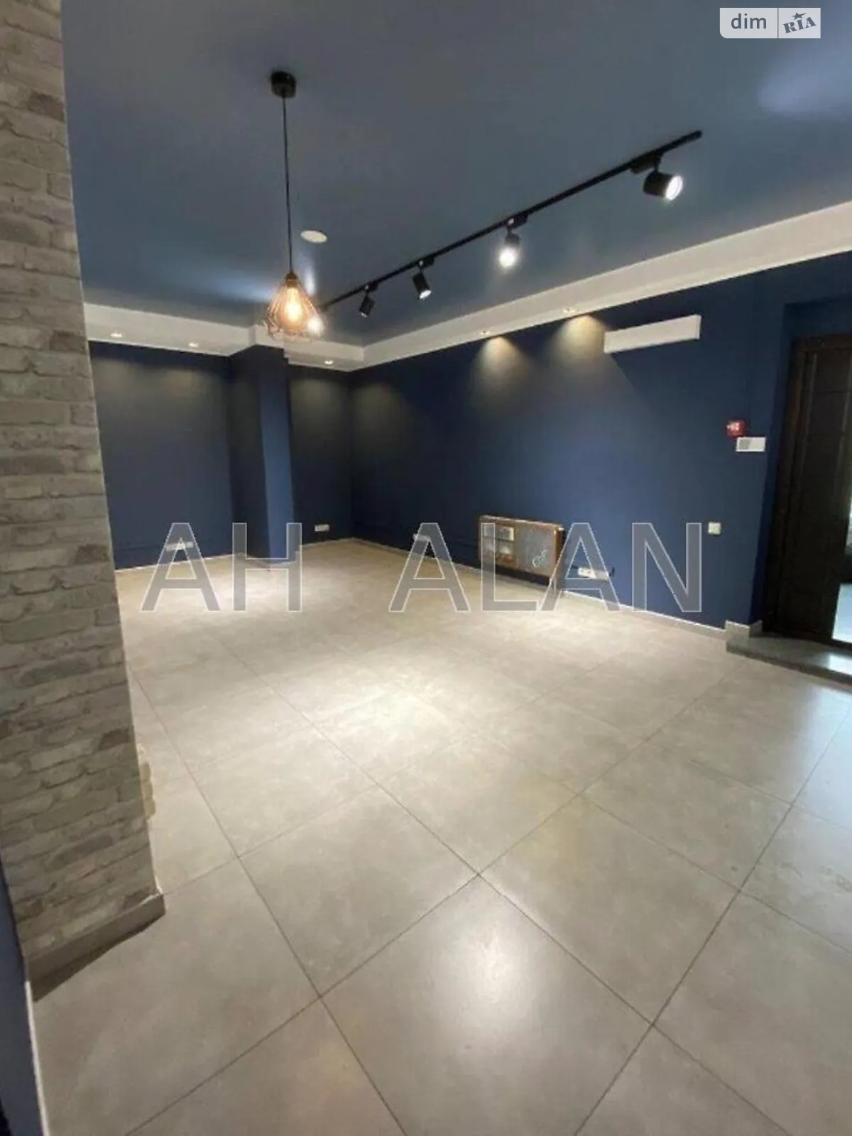 Сдается в аренду офис 177 кв. м в бизнес-центре, цена: 60000 грн - фото 1