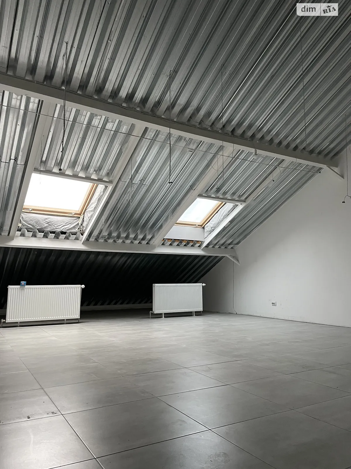 Сдается в аренду офис 67 кв. м в бизнес-центре, цена: 16000 грн - фото 1