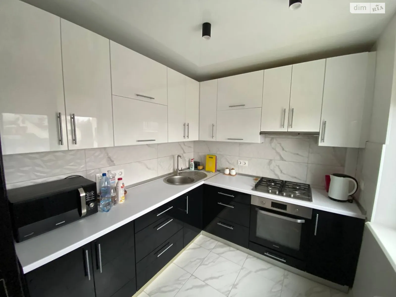 Продается 3-комнатная квартира 67 кв. м в Харькове, ул. Шишковская, 10 - фото 1