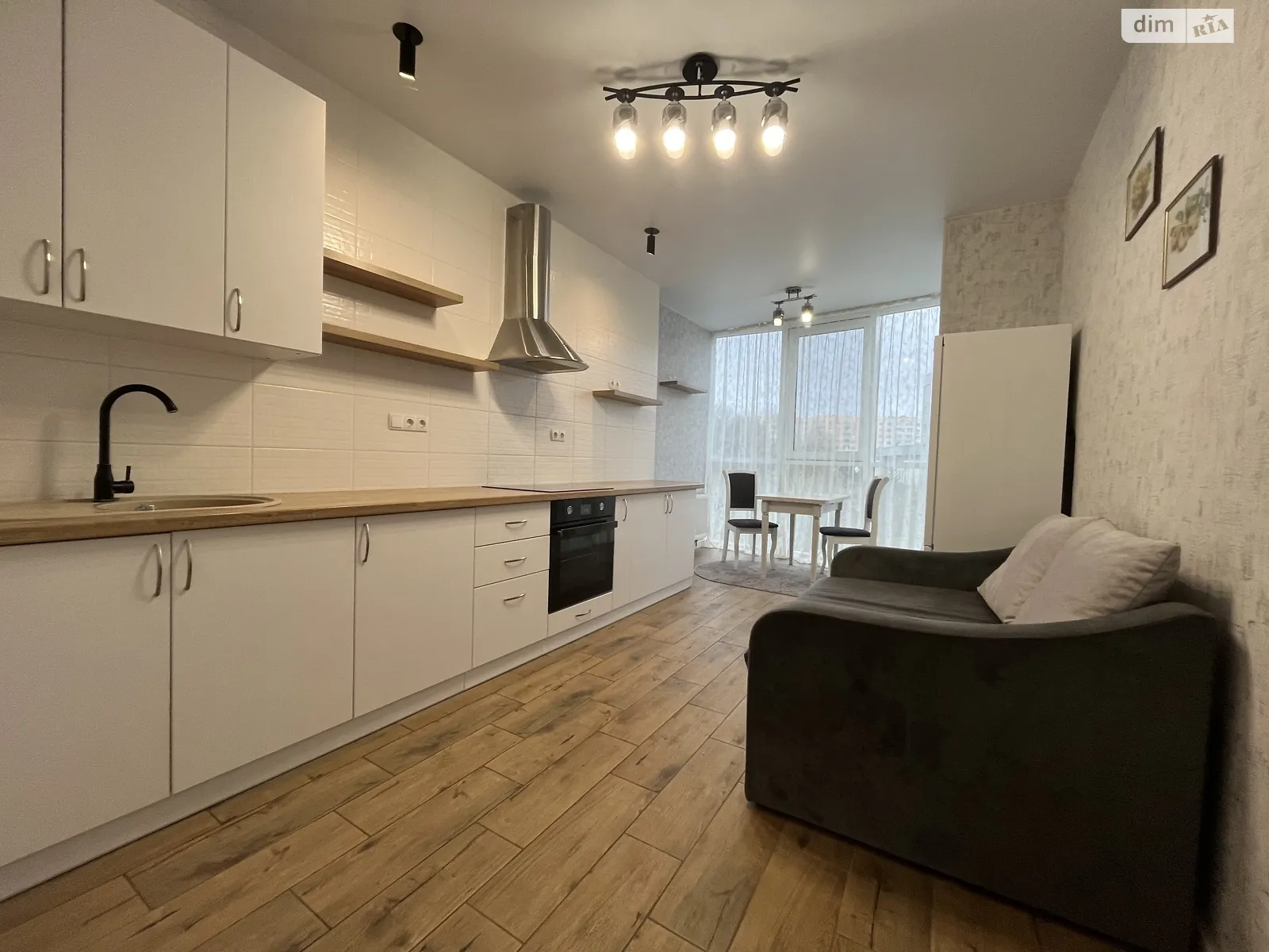 Сдается в аренду 1-комнатная квартира 46 кв. м в Хмельницком, ул. Свободы, 20/4 - фото 1