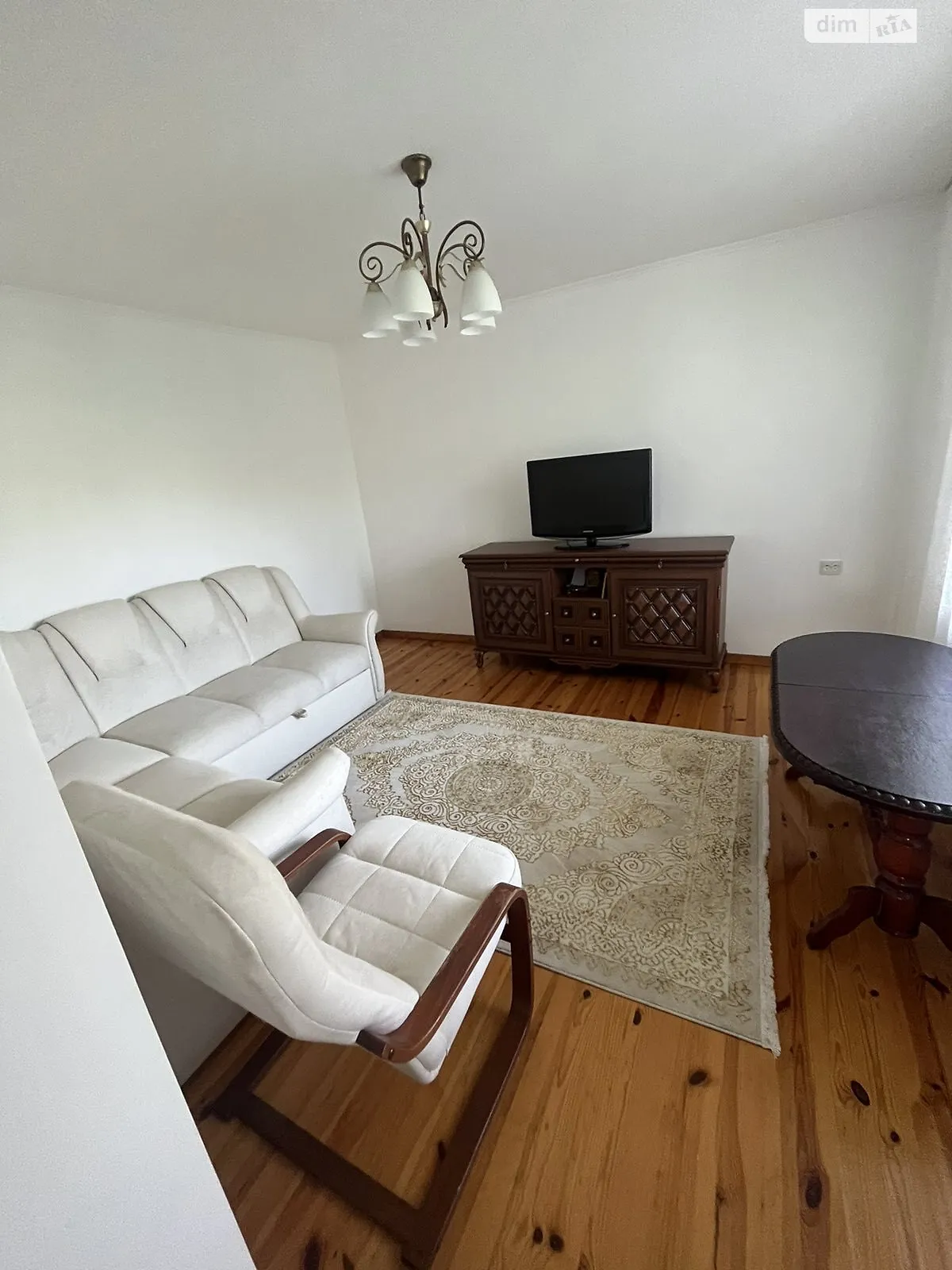 Продается дом на 2 этажа 118.5 кв. м с камином, цена: 138000 $ - фото 1