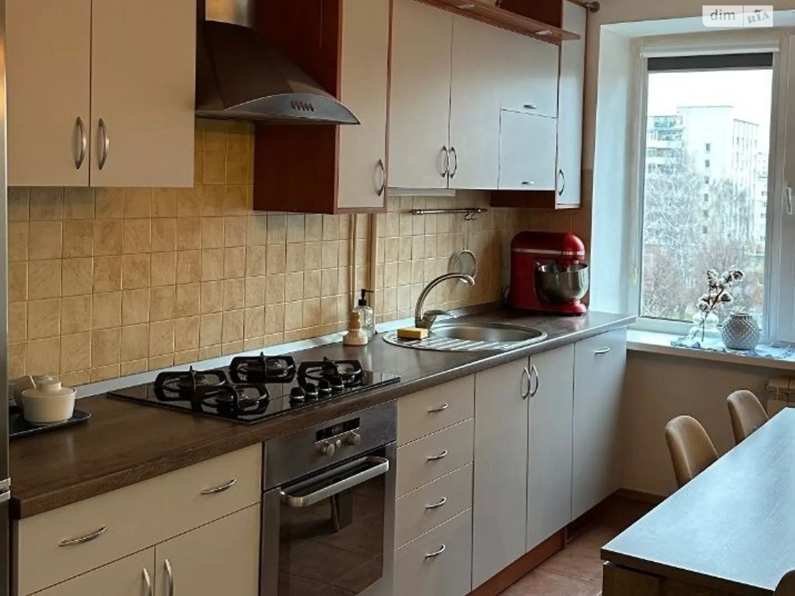 3-комнатная квартира 70 кв. м в Луцке, просп. Молодежи - фото 1