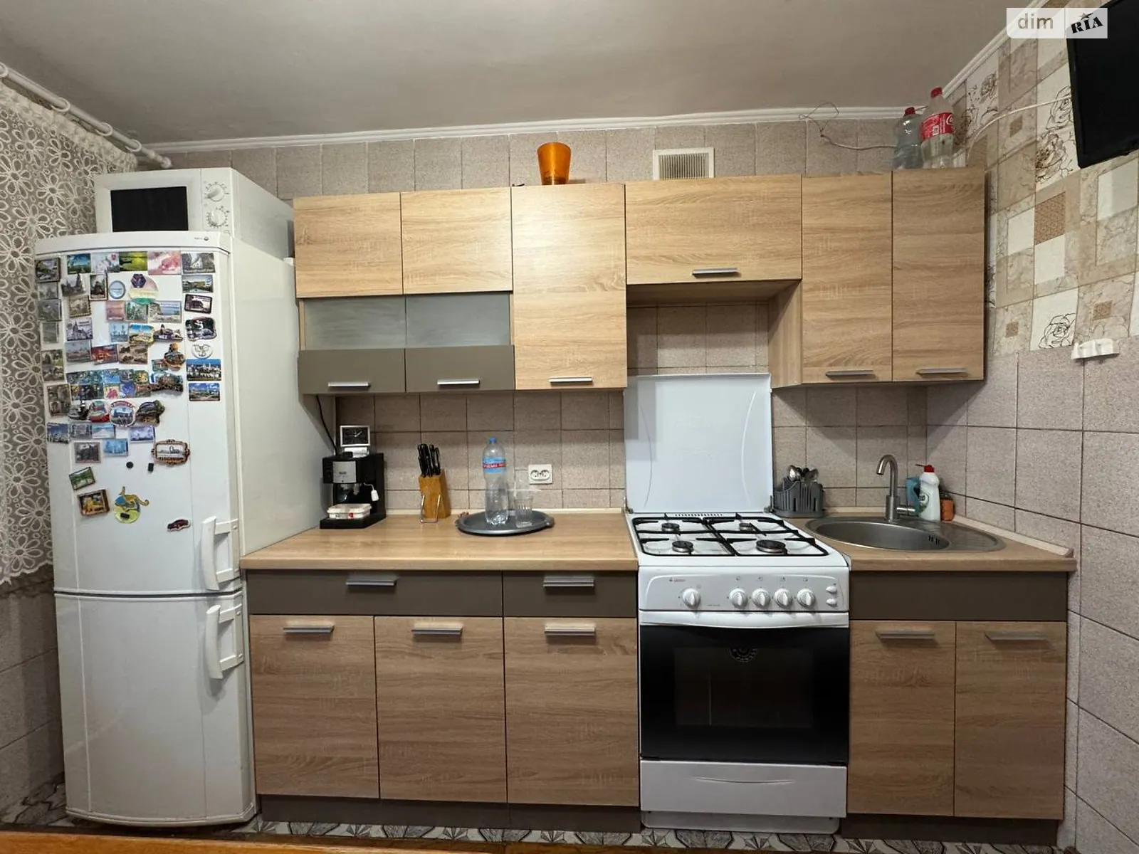 Сдается в аренду 1-комнатная квартира 38 кв. м в Ровно, ул. Елены Телиги - фото 1