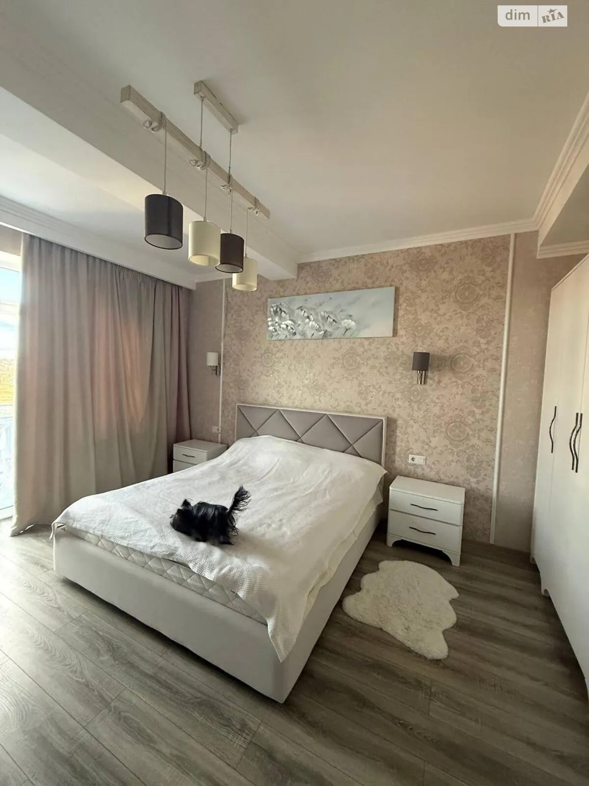 Продается дом на 2 этажа 194 кв. м с садом, цена: 250000 $ - фото 1