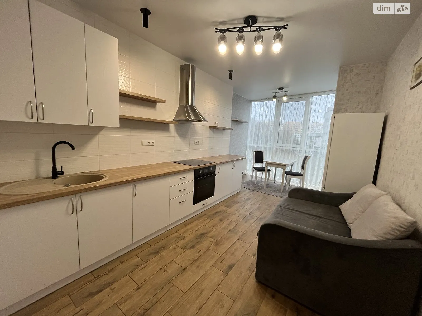 Сдается в аренду 1-комнатная квартира 45 кв. м в Хмельницком, ул. Свободы, 20/2 - фото 1