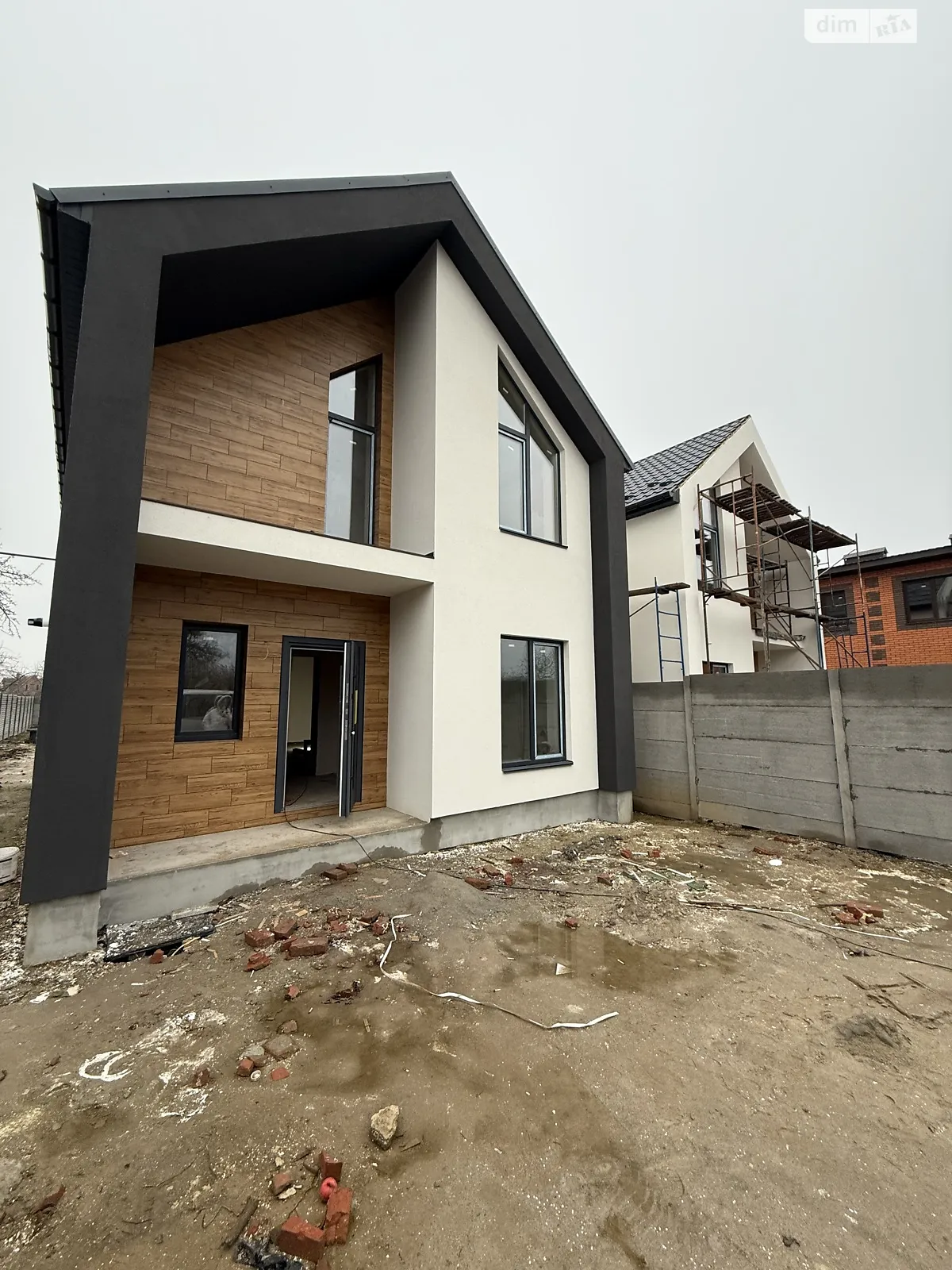 Продається будинок 2 поверховий 120 кв. м з гаражем, цена: 100000 $ - фото 1