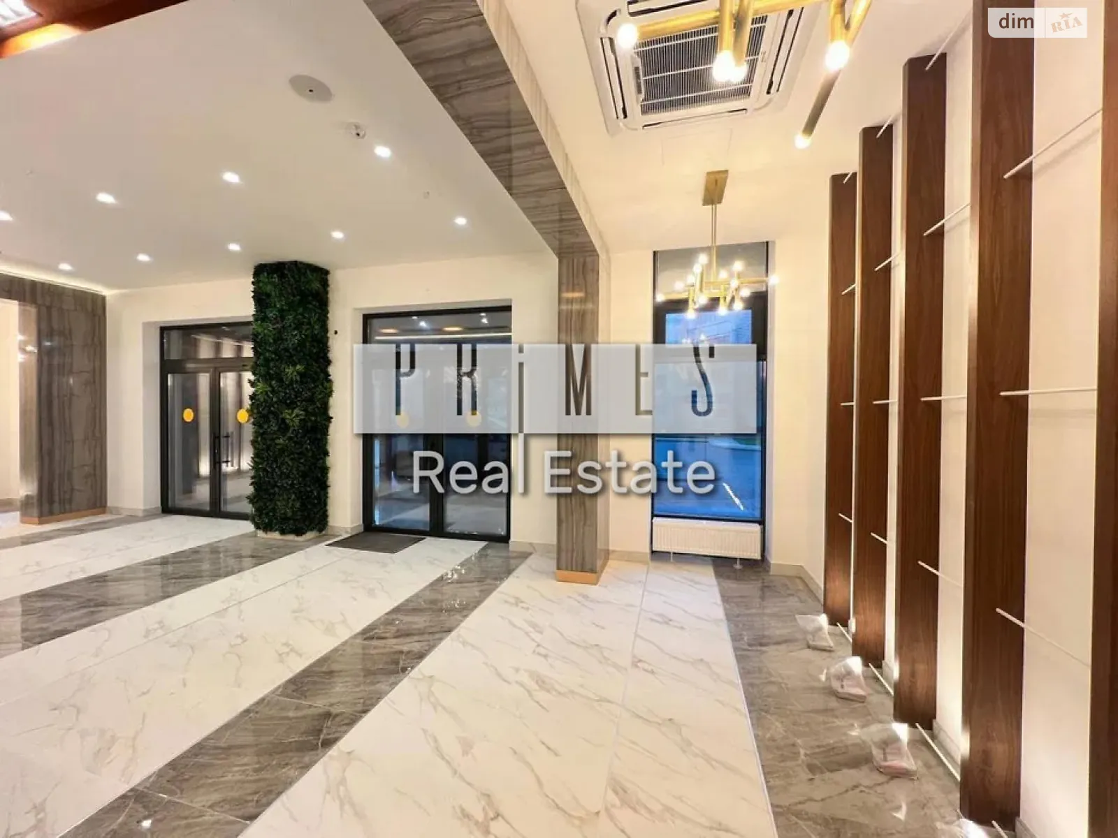 Продается 3-комнатная квартира 110.1 кв. м в Киеве, ул. Зверинецкая, 70А - фото 1