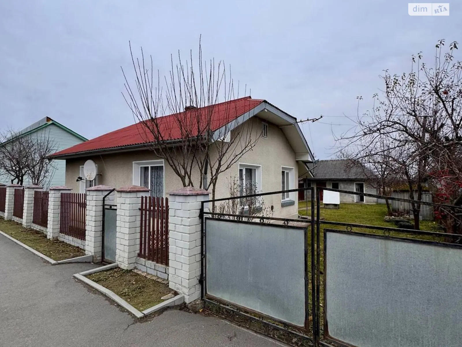 Продается одноэтажный дом 61 кв. м с верандой, цена: 47000 $ - фото 1