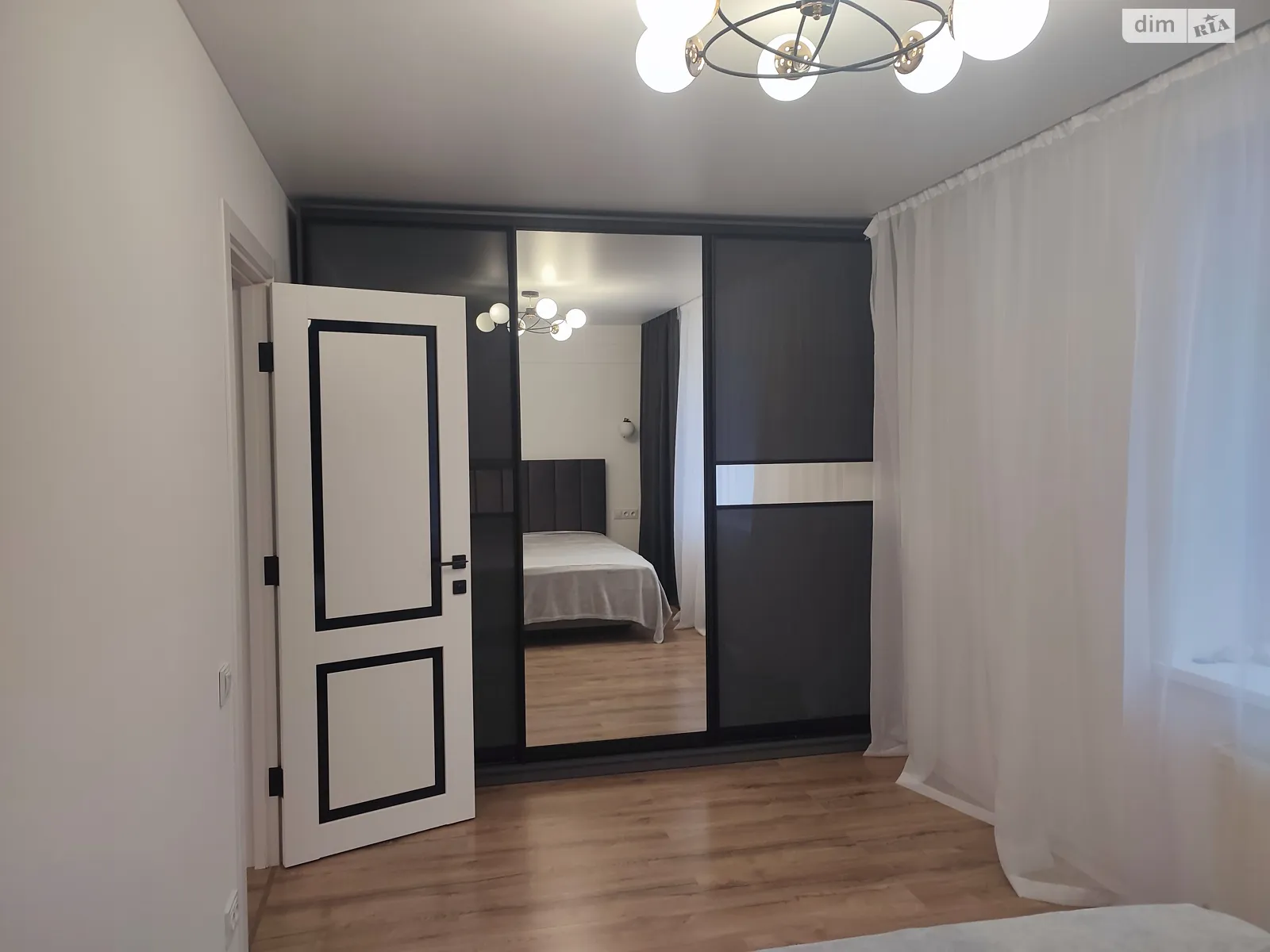 2-комнатная квартира 53 кв. м в Тернополе, ул. Академика Сергея Королева - фото 1