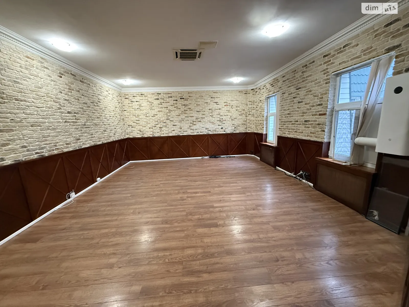 вул. Трьохсвятительська, 13 Шевченківський Київ, цена: 2500 $ - фото 1