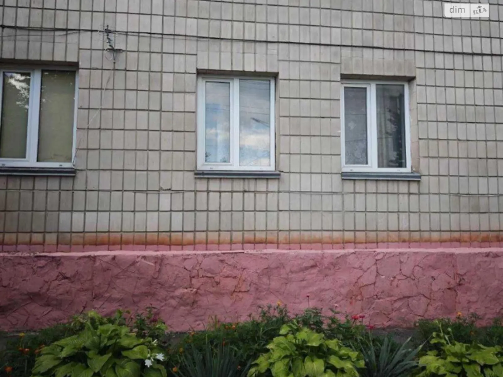 Продается 2-комнатная квартира 50.5 кв. м в Ровно, ул. Петра Могилы - фото 1