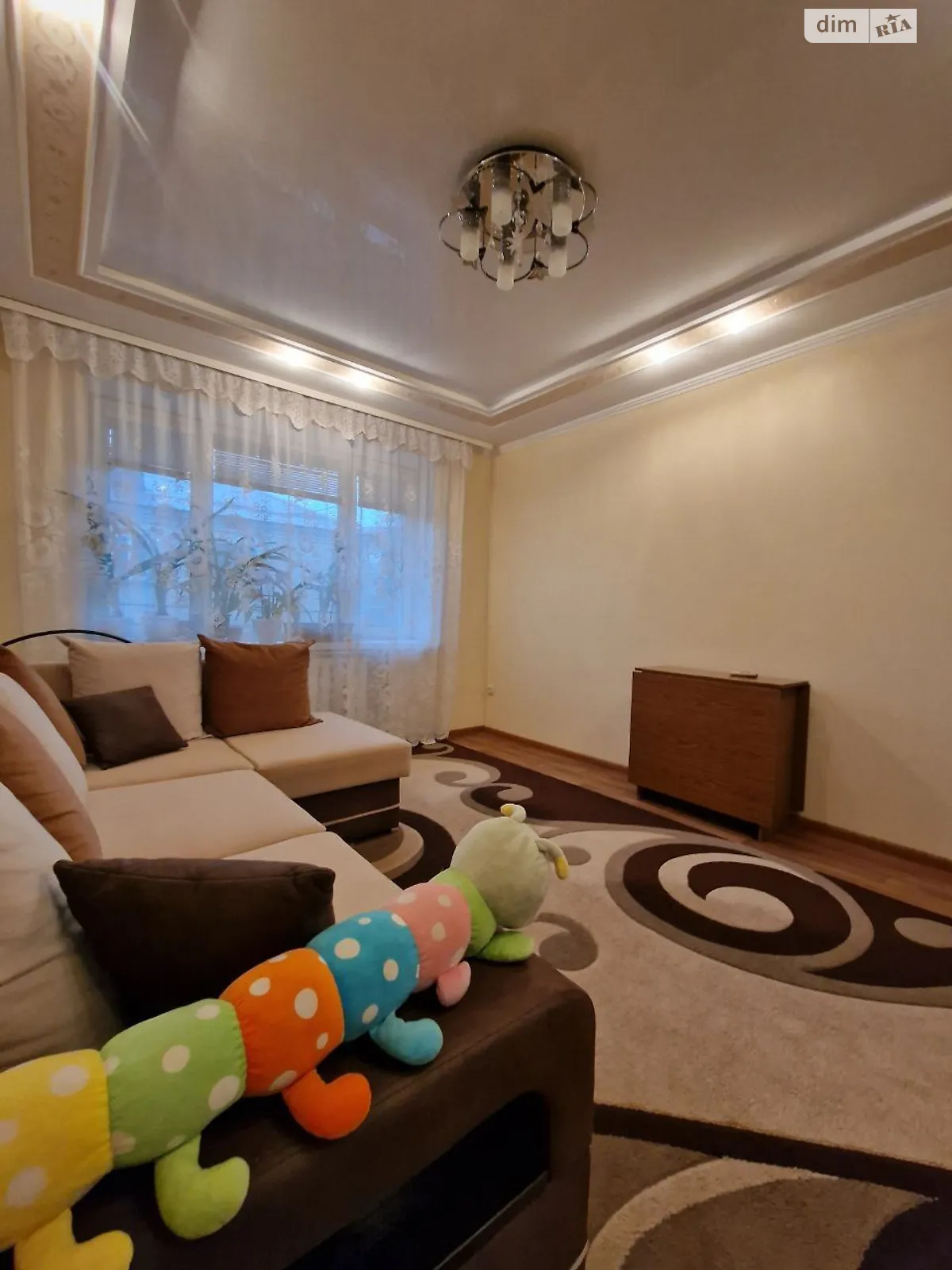 Продается 2-комнатная квартира 47 кв. м в Днепре, ул. Сагайдачного, 1 - фото 1