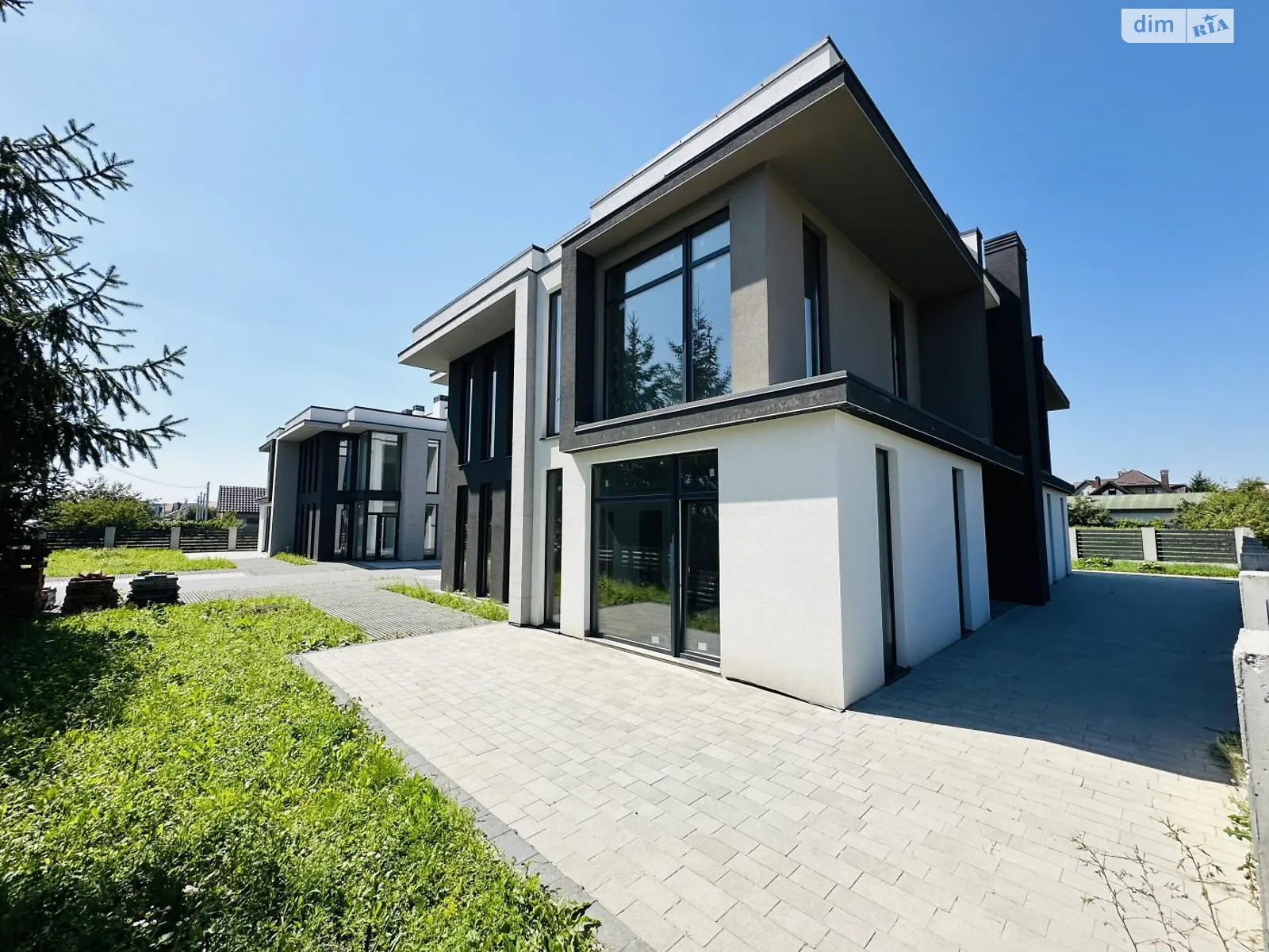 ул. Ивана Франко Зубра, цена: 175000 $ - фото 1