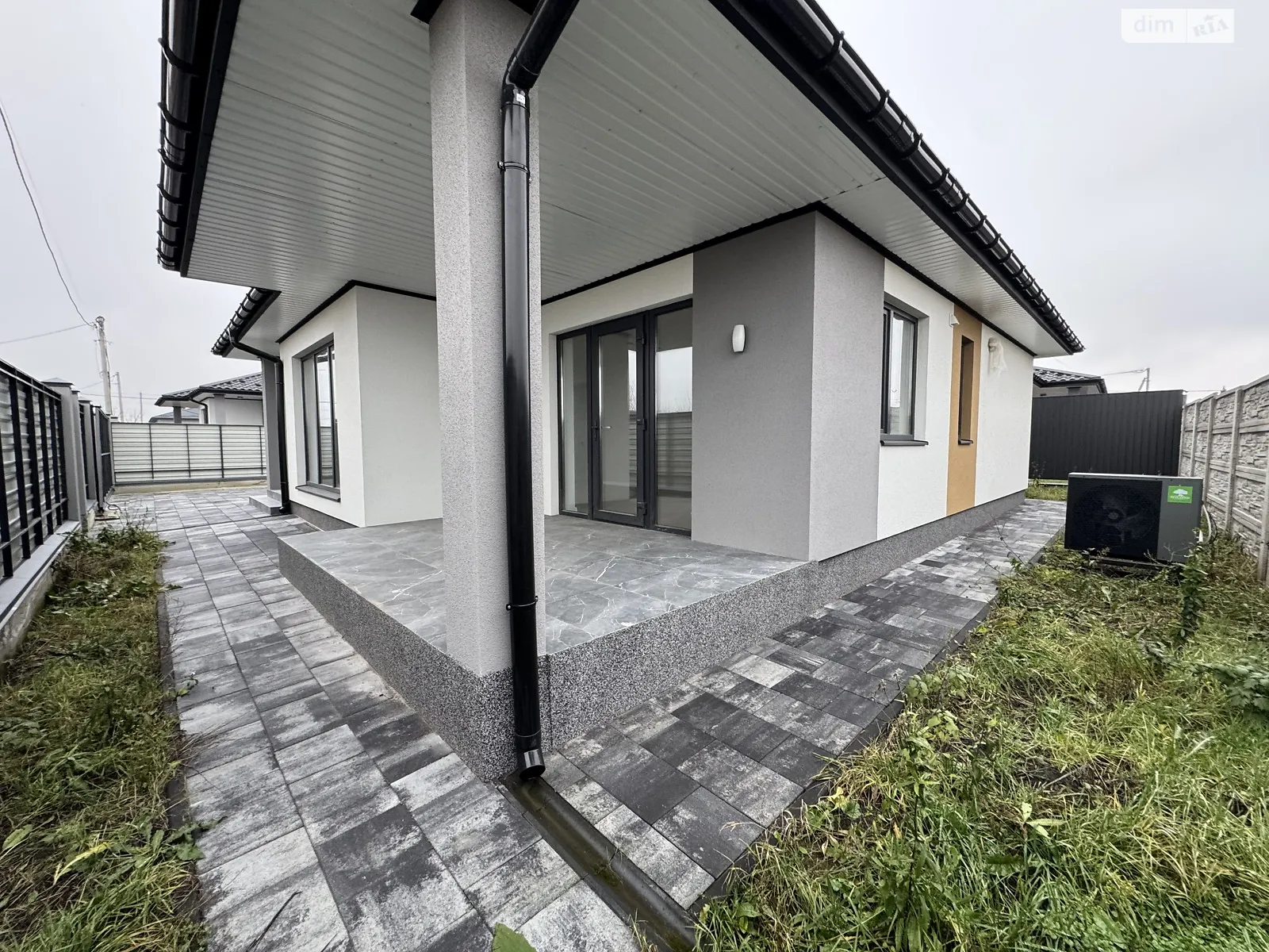 Продается одноэтажный дом 95 кв. м с террасой, цена: 145000 $ - фото 1