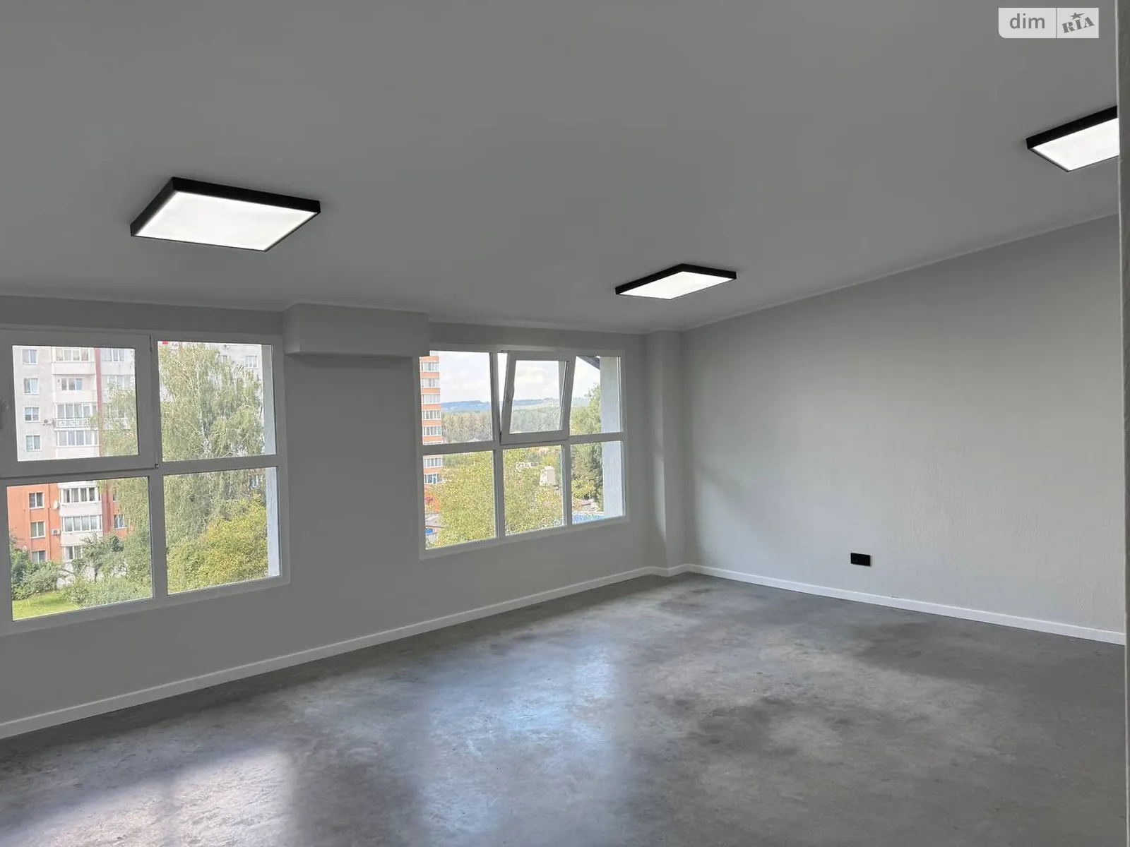 Здається в оренду офіс 37.4 кв. м в бізнес-центрі, цена: 12342 грн - фото 1