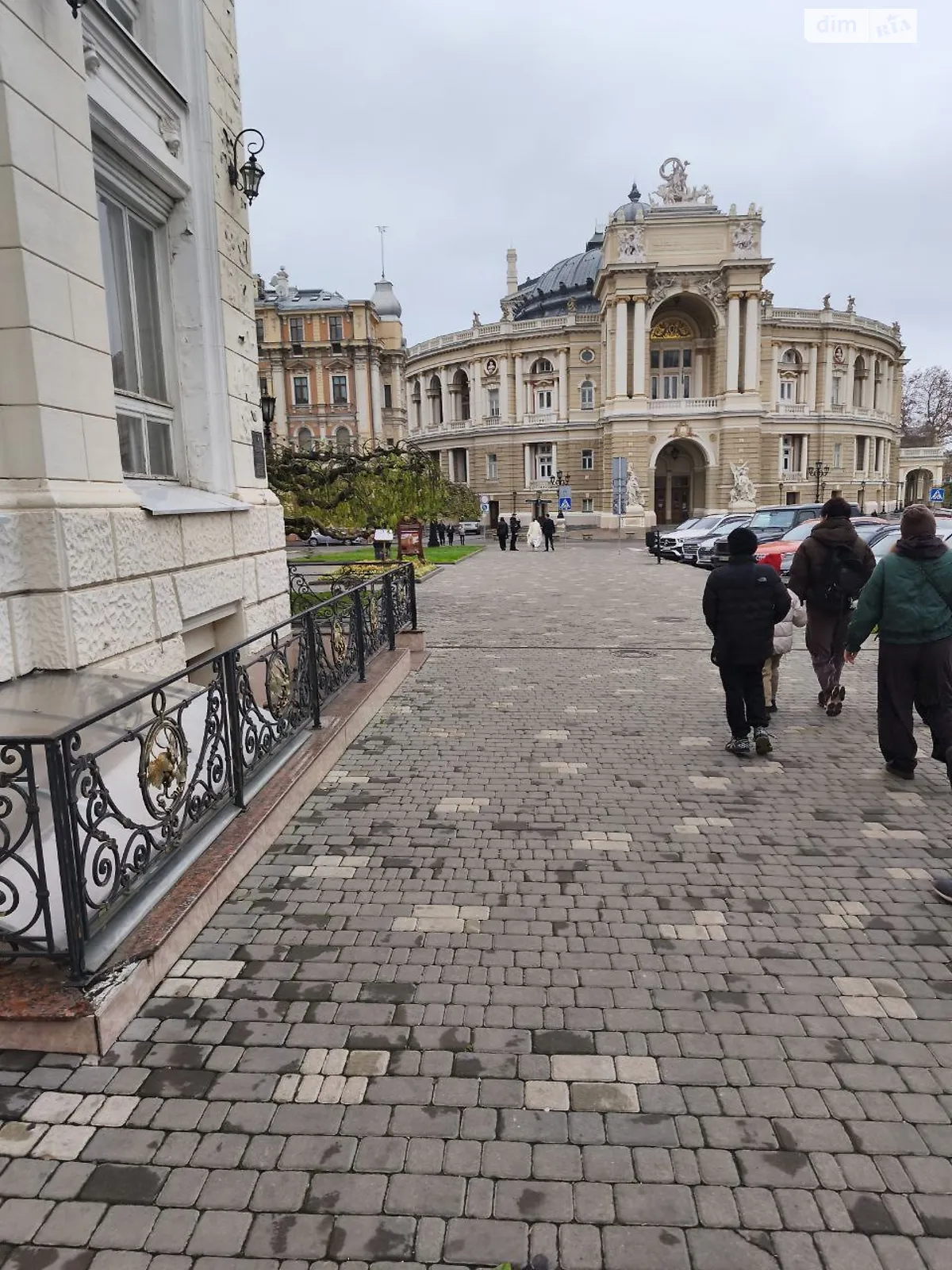 Сдается в аренду помещения свободного назначения 184 кв. м в 2-этажном здании, цена: 1000 € - фото 1